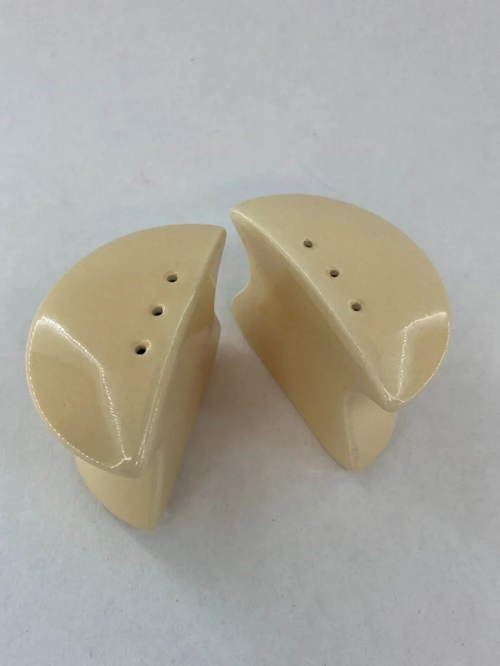 Franciscan Gingersnap Maypole Mushroom Shape Salt & Pepper Shakers Yellow